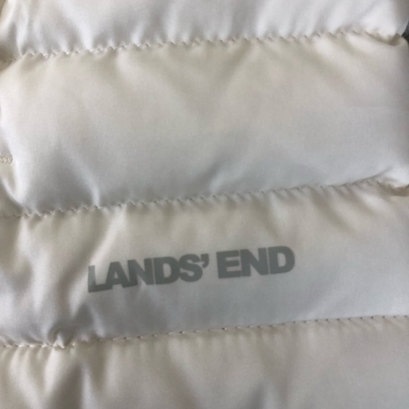 Lands’ End Puffer Vest - Picture 4 of 7